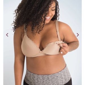 Leading Lady The Chrissy - Wirefree Nursing & Hands-Free Pump Bra